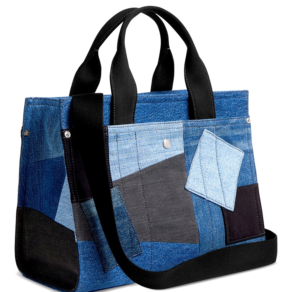 ✨NWT✨COACH DENIM MED/LARGE PATCHWORK CARGO TOTE🔥G😍RGEOUS‼️SOLD OUT ONLINE🤌🏽 - Picture 4 of 6